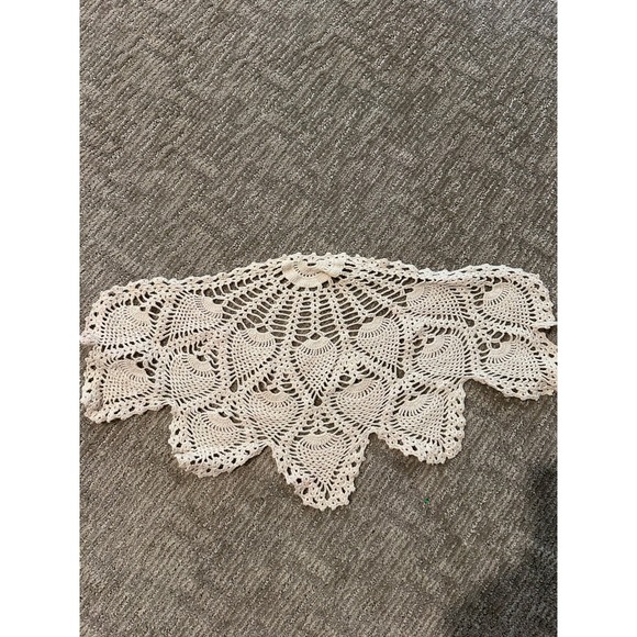 Handmade Accessories - Vintage Handmade Crochet Pineapple Lace Shawl Scalloped Ecru Cottagecore Wrap